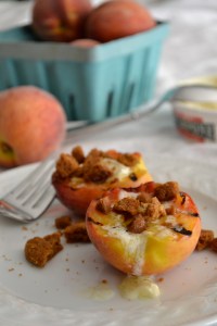 Grilled Peaches with Mascarpone and Gingersnap Crumbles
