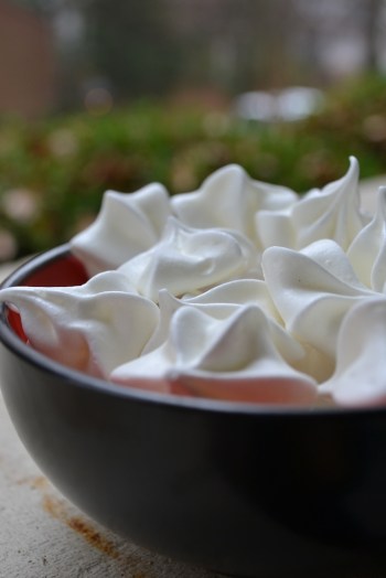 Meringue Kisses
