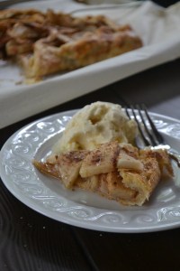 Tart with Vanilla Ice Cream