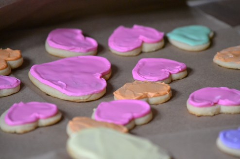 Decorating Conversation Heart Cookies (www.mincedblog.com)