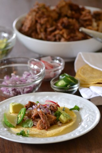 Mexican-Inspired Slow Cooker Pulled Pork for Tacos (www.mincedblog.com)