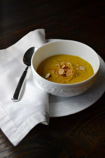 Curried Coconut and Acorn Squash Soup (www.mincedblog.com)